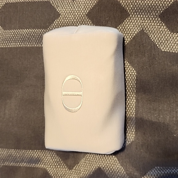 New Christian Dior Baby Pink Make Up Bag - Picture 1 of 4
